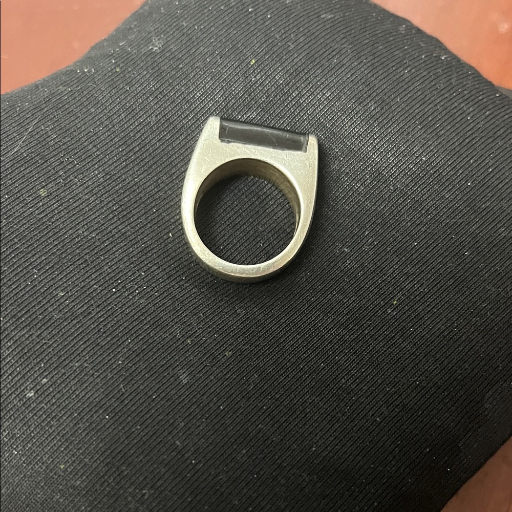 Sterling Silver and Black Onyx women’s size 6 Ring